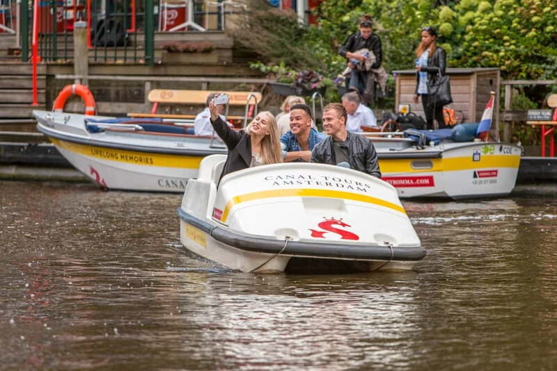 Amsterdam: Unique Pedal Boat Experience in the Canals - Safety and comfort: what to expect from the setup
