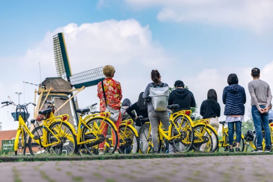 Amsterdam: Waterland District Countryside Villages Bike Tour - D’Admiraal windmill, then hamlets and waterways: what each stop adds