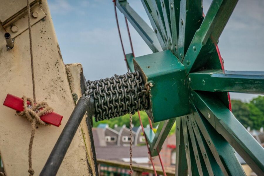 Amsterdam: Windmill Guided Tour - The 45 Minutes Inside: Thatched Roof, Oak, and Turning Sails
