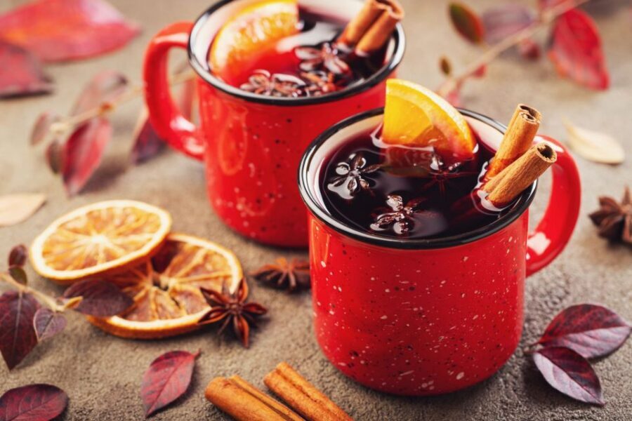 Amsterdam Winter Walking Tour - Noordermarkt Finish: Glühwein or Hot Chocolate to Warm Your Hands