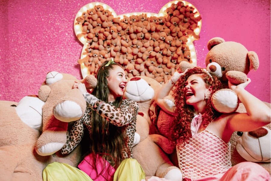Amsterdam: WONDR Immersive Playground Experience Ticket - Who Will Enjoy WONDR Most in Amsterdam