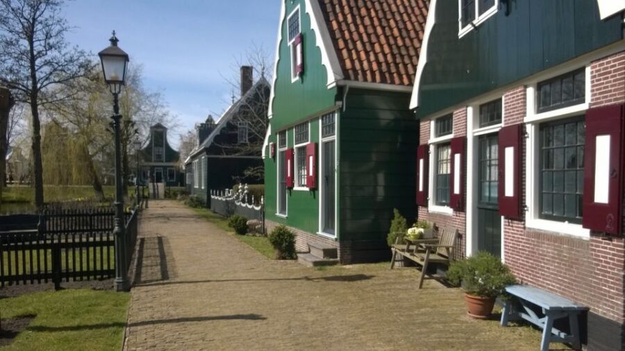 Amsterdam: Zaanse Schans 3-Hour Small Group Tour - Weather reality in the Netherlands: plan like an adult, pack like a pro