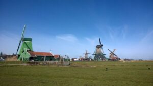 Amsterdam: Zaanse Schans 3-Hour Small Group Tour - Clog making at the wooden shoe workshop: craft, not costumes