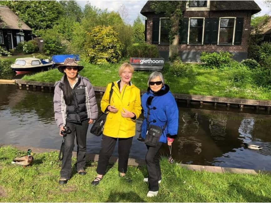 Amsterdam: Zaanse Schans and Giethoorn Guided Combo Tour - Zaanse Schans Windmills and Wooden Crafts You Can Actually Watch