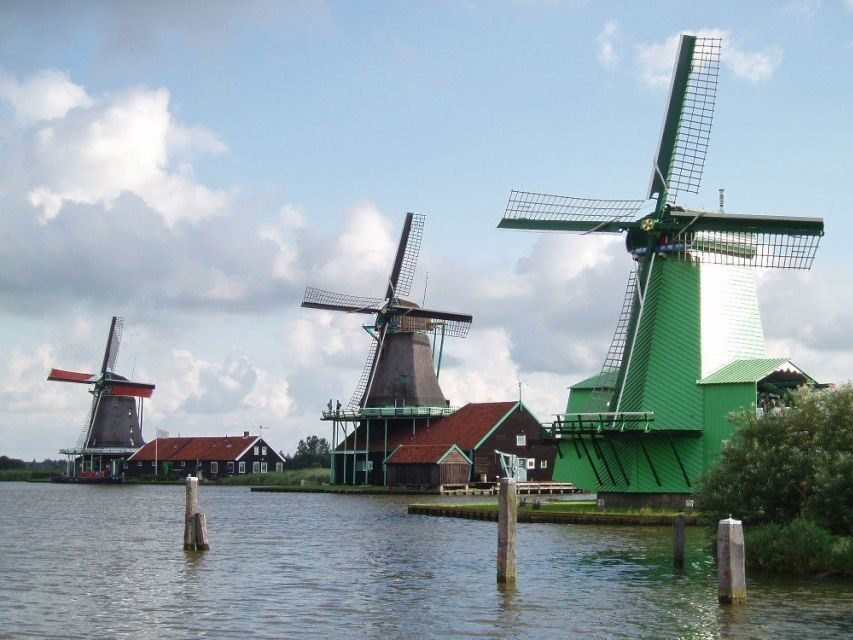 Amsterdam: Zaanse Schans Windmills Bike Tour with Guide - Key highlights worth your attention