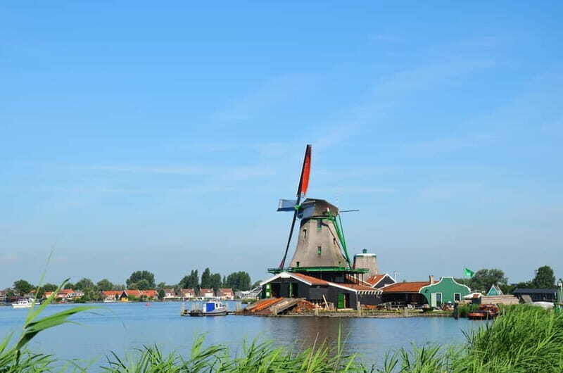Amsterdam: Zaanse Schans windmills & Volendam Guided Tour - Key moments that make this tour worth your time