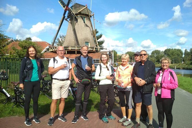 Amsterdam's Countryside Half-Day Bike Tour in Small Group - Pace and comfort: flat riding, but still bring real-bike senses