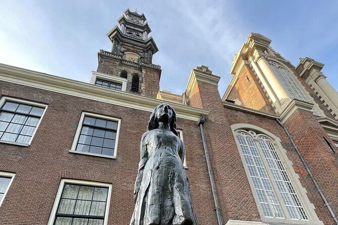 Anne Frank's Last Walk & See Anne Frank House in Virtual Reality - Logistics that affect your comfort: meeting point, group size, and walking pace