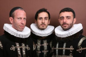 Become a Dutch Art Piece Photo Shoot in Amsterdam - Single Portrait - Your 10–20 minute itinerary: what happens step by step