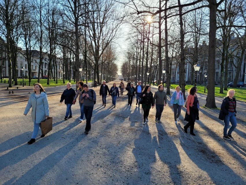 Centre The Hague On Foot with Wonderful Storyteller - 2hr - Stop-by-stop: how the route unfolds and what to look for
