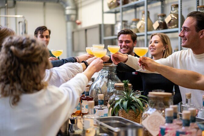 Cocktail workshop @ Spirited Union Rum Co. (Amsterdam) - Distillery Experience and botanical rum tasting: the smart way to start