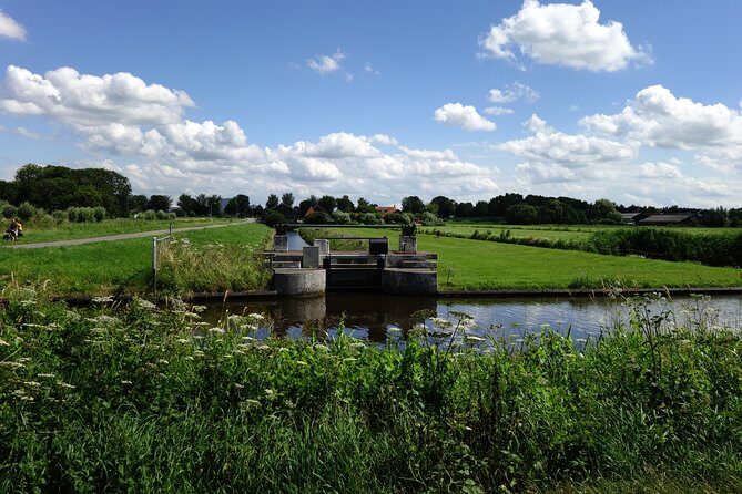 Countryside Bike Tour from Amsterdam: Cheese, Clogs & a Windmill - Getting Started at Mike’s Bike Tours and Choosing the Right Bike