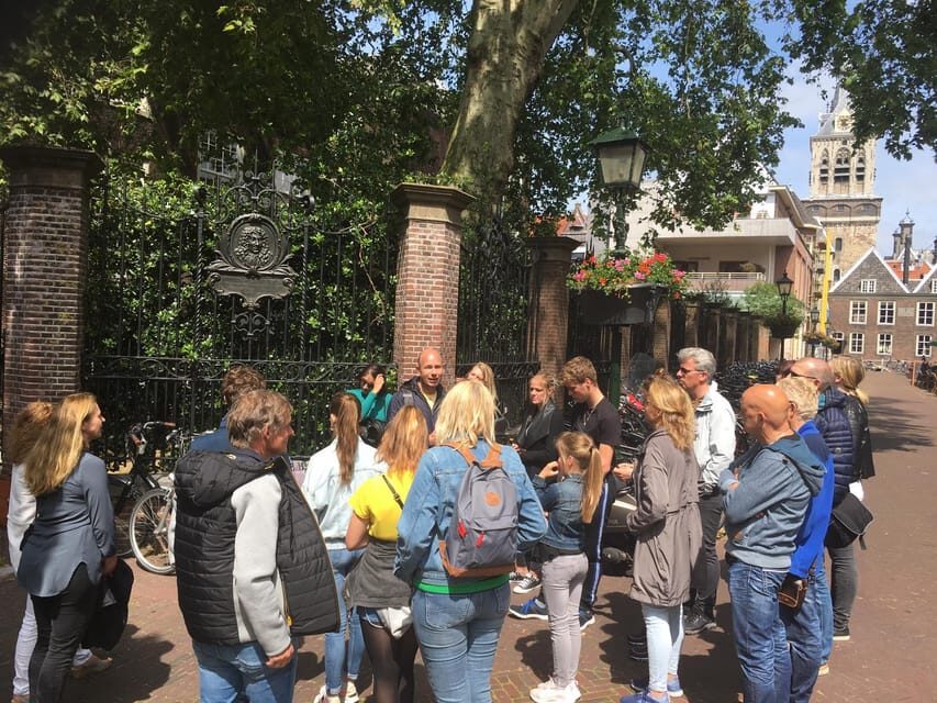 Delft: City Center Walking Tour - A Short Side Route With Cameretten, a Viewpoint, and Backstreet Clues