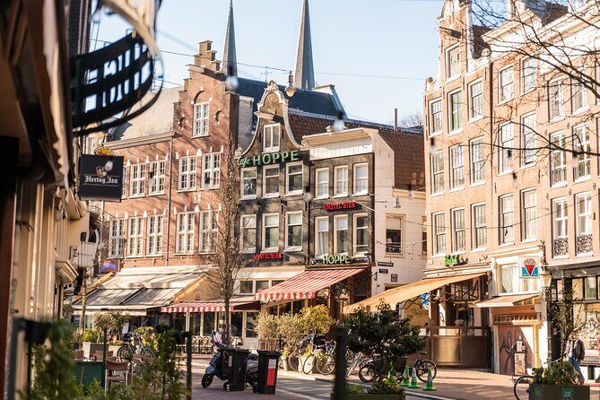 Devour Amsterdam Ultimate Food Tour - The small-group size that keeps questions on the table
