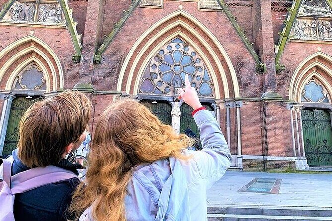 Discover Maastricht with a self-guided Outside Escape city game - St. Servatius church connection: oldest church facts without the lecture