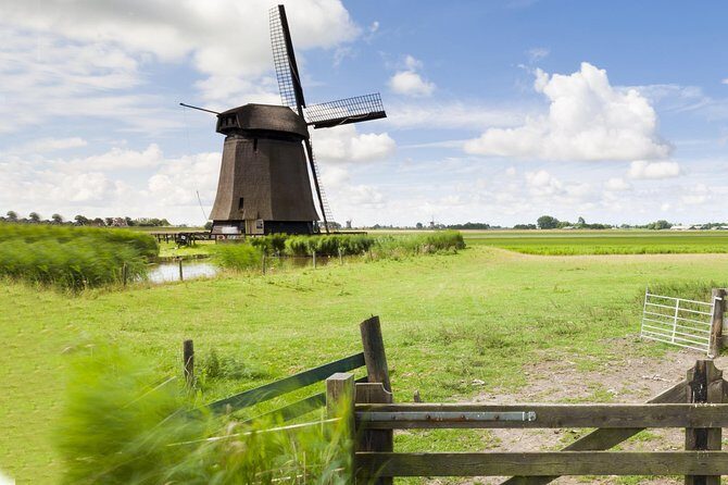 Drive it yourself electric Dutch Countryside GPS audio tour - South Holland by car: why this tour feels easier than group tours