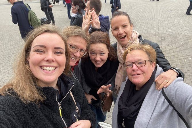 e-Scavenger hunt Eindhoven: Explore the city at your own pace - Eindhoven at your own tempo with a smartphone hunt