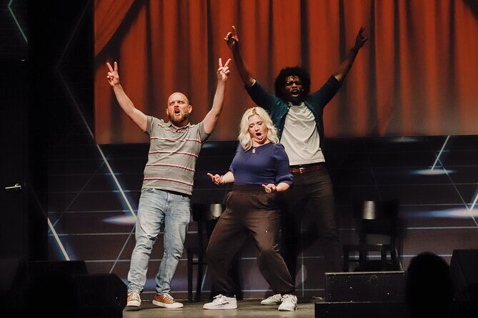 English Comedy Show Amsterdam: Boom Chicago - Who should book this English Comedy Show with Boom Chicago?