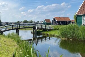 Escape Amsterdam: E-Bike to Zaanse Schans Windmills & Zaandam - IJplein En Vogelbuurt: Noord on a Bike-Friendly Track