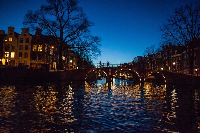 Evening Canal Cruise in Amsterdam with Wine & Cheese Option - Crowds, comfort, and weather: plan for the night you’ll actually get