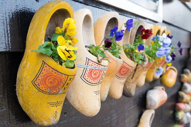 Excursion to the mills of Zaanse Schans - Clog workshop: watching Dutch footwear get made