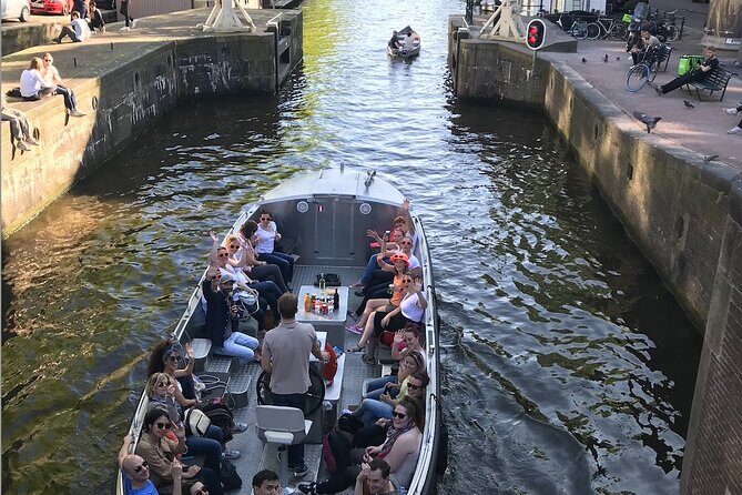 Explore Amsterdam by Bike in the Company of a French Local Guide - Begijnhof: A Quiet Interruption Between Big Sights
