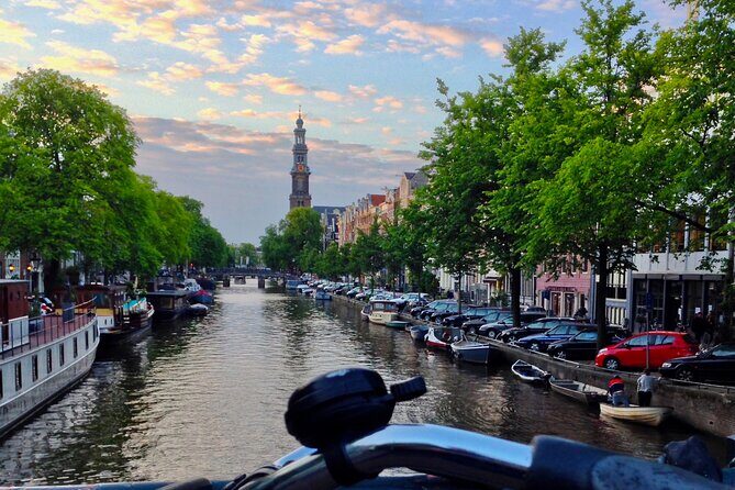 Explore hidden streets with friends - Price and value: what $52.81 actually covers