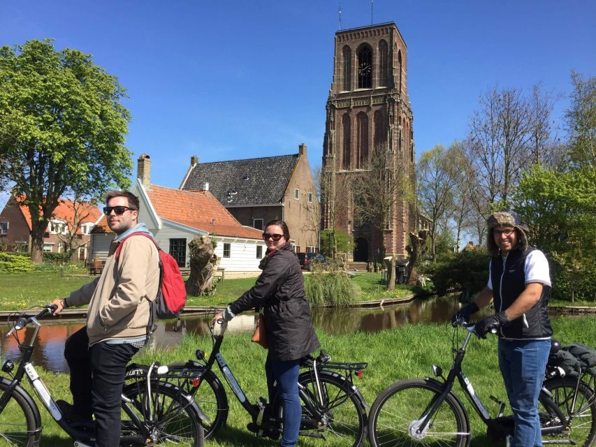 From Amsterdam: Countryside Bike Tour - Holysloot apple pie break: fuel in a tiny farmland village