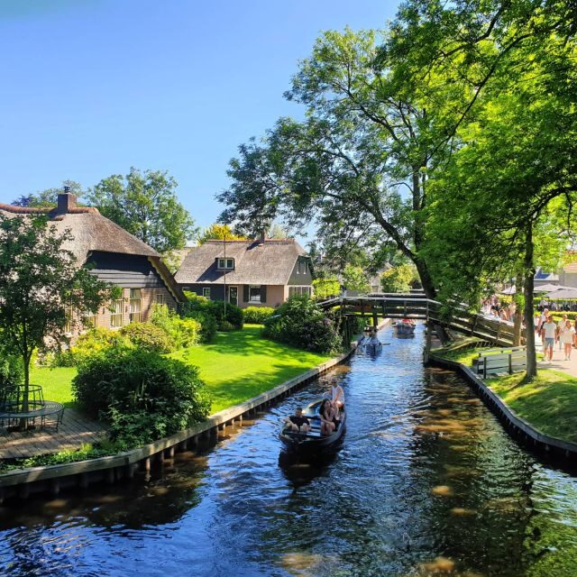 From Amsterdam: Giethoorn Day Trip with Small Electric Boat - Lunch in the Middle: Why the Timing Helps