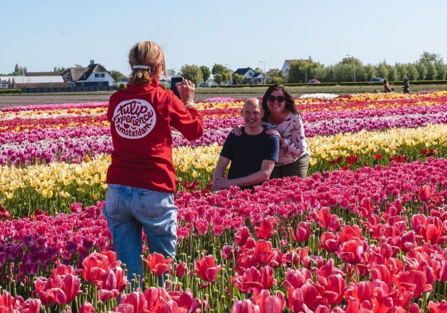 From Amsterdam: Keukenhof Gardens & Tulip Experience Tour - The bus-and-garden handoff: keeping your energy for Keukenhof