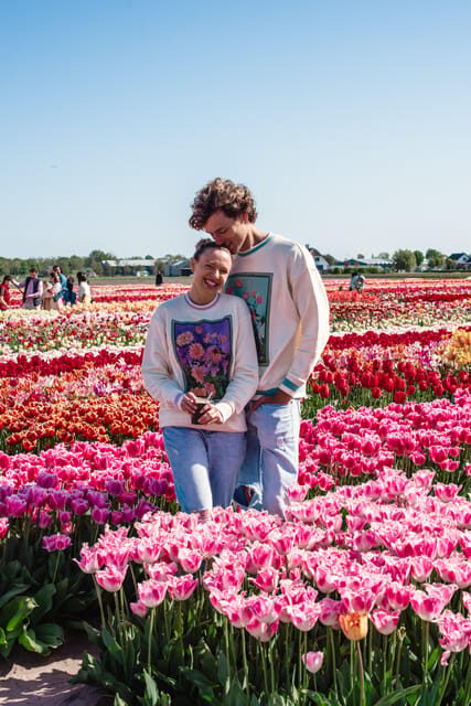 From Amsterdam: Keukenhof Gardens & Tulip Experience Tour - Tulip Experience Amsterdam: your first dose of color (and your coffee break)