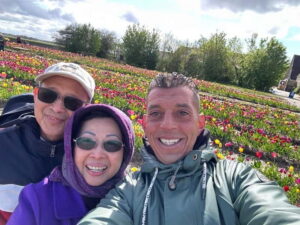 From Amsterdam to Giethoorn Day Trip - Leaving Amsterdam: Air-Conditioned Ride and a Route With Character