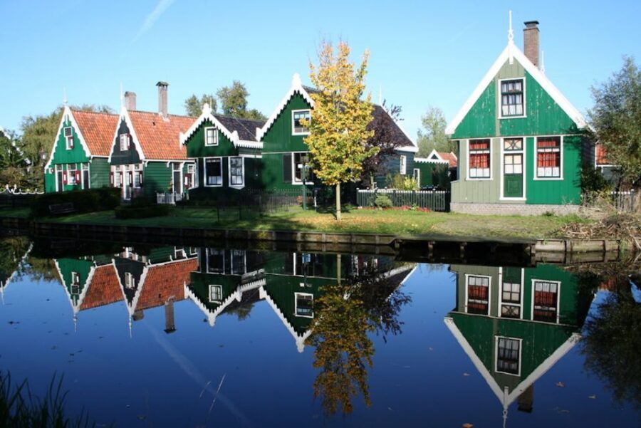 From Amsterdam: Windmills of Zaanse Schans Tour - Who should book: the best match for your travel style