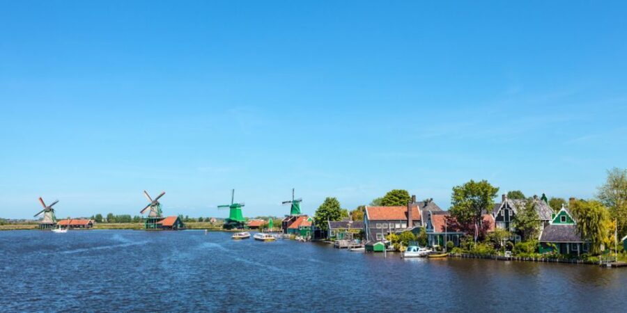 From Amsterdam: Windmills of Zaanse Schans Tour - Getting there from Amsterdam without turning it into a whole day