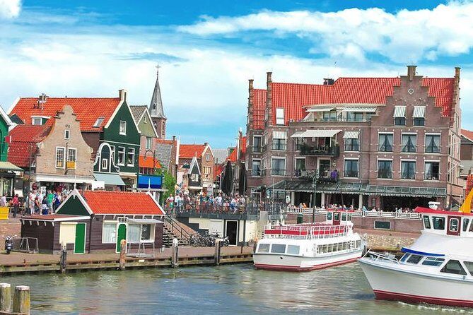 From Amsterdam: Zaanse Schans, Volendam, Giethoorn with Boat Tour - Getting there: 8:30 a.m. start, group size, and pace