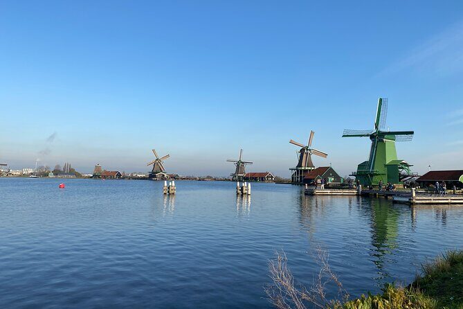 Giethoorn, Afsluitdijk, Zaanse Schans Day Tour Incl Hotel Pick Up - A smart way to cover three Dutch icons in one pass