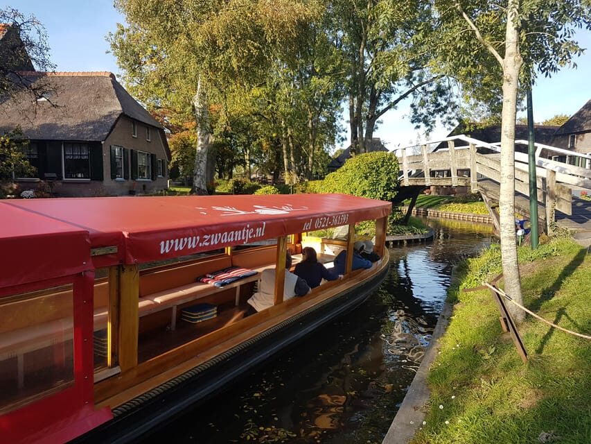 Giethoorn: Canal cruise Giethoorn village and lake - Electric and Weatherproof: Comfort Tips That Actually Matter