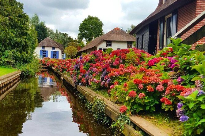 Giethoorn Guided DayTrip from Amsterdam - Free Time After the Cruise: Lunch Options and Walking Without Stress