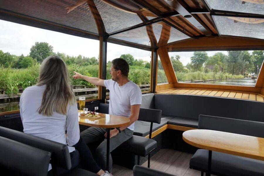 Giethoorn: Sightseeing Boat Tour - Why Giethoorn’s canals feel like a reset button