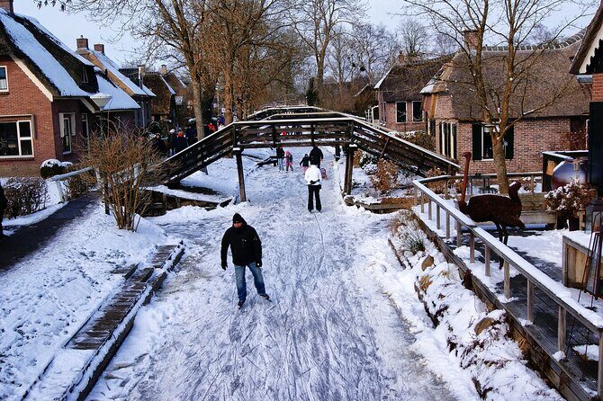 Giethoorn Small-Group Tour from Amsterdam (Max. 8 People) - Packing and Timing Tips That Actually Help