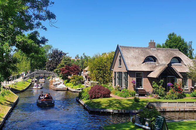 Giethoorn, Zaandam & Zaanse Schans Day Tour w/ Small Boat Ride - Key points to know before you go