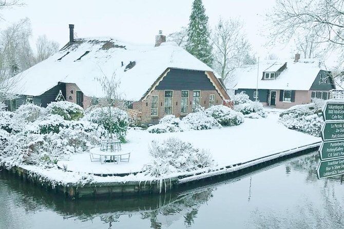 Giethoorn, Zaandam & Zaanse Schans Day Tour w/ Small Boat Ride - Giethoorn by small electric boat: the part you’ll talk about later