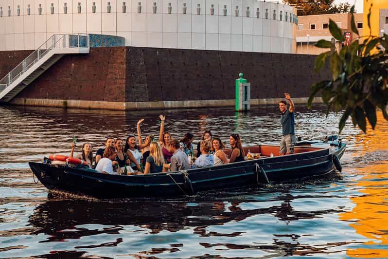 Groningen: City canal cruise (with unlimited drinks) - Groningen Canal Cruise with Borrelvloot: The vibe, the route, the payoff