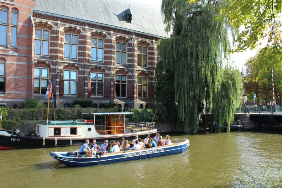 Groningen: Open Boat City Canal Cruise - Finding Schuitendiep 82 and Getting On the Boat