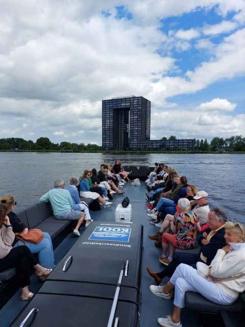 Groningen: Open Boat City Cruise - Groningen by canal on the Pronkjewail: what makes it different