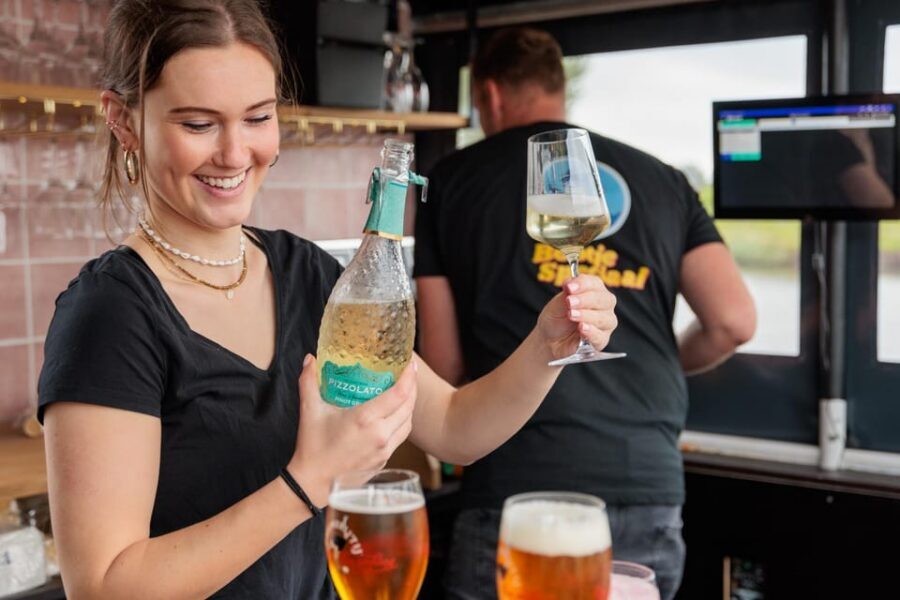 Groningen: Terrace Boat Experience with a Cozy Bar - Key points before you go