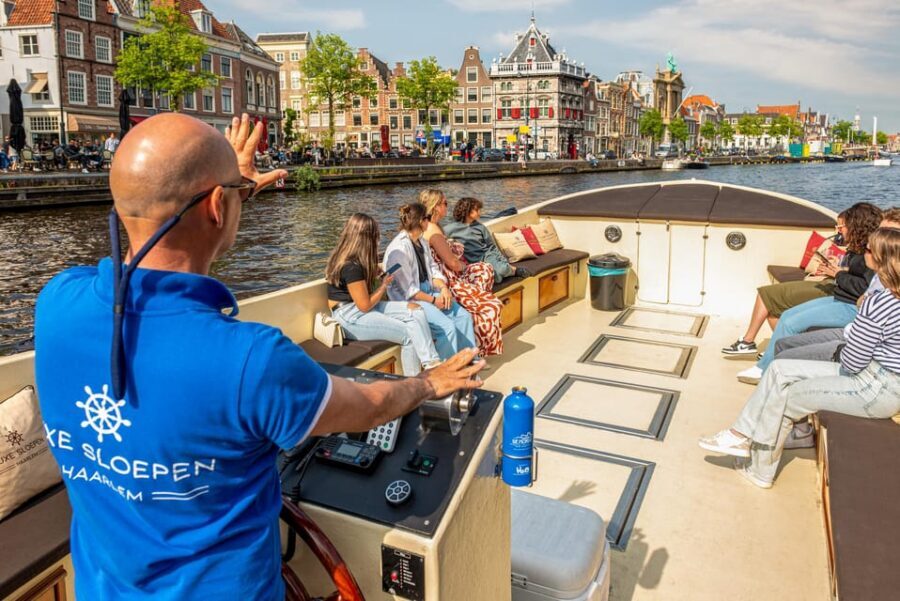 Haarlem: De Adriaan Windmill Tour + Open Canal Cruise - Quick hits before you go