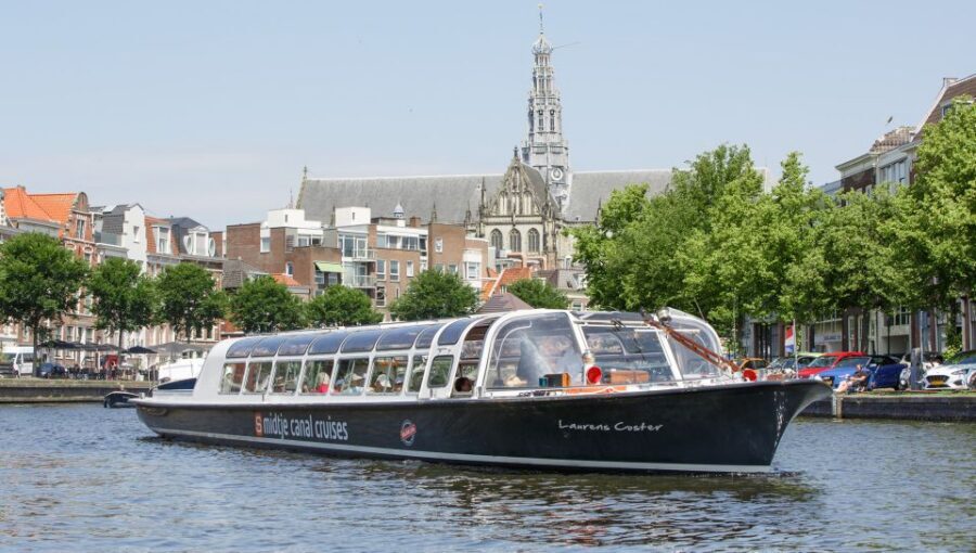 Haarlem: Dutch Windmill & Spaarne River Sightseeing Cruise - Spaarne River cruising: the city’s quieter side