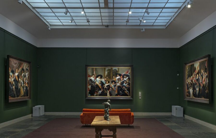 Haarlem: Frans Hals Museum Entrance Ticket with Audio Guide - Modern Art Next to Old Masters: The Mondriaan Effect