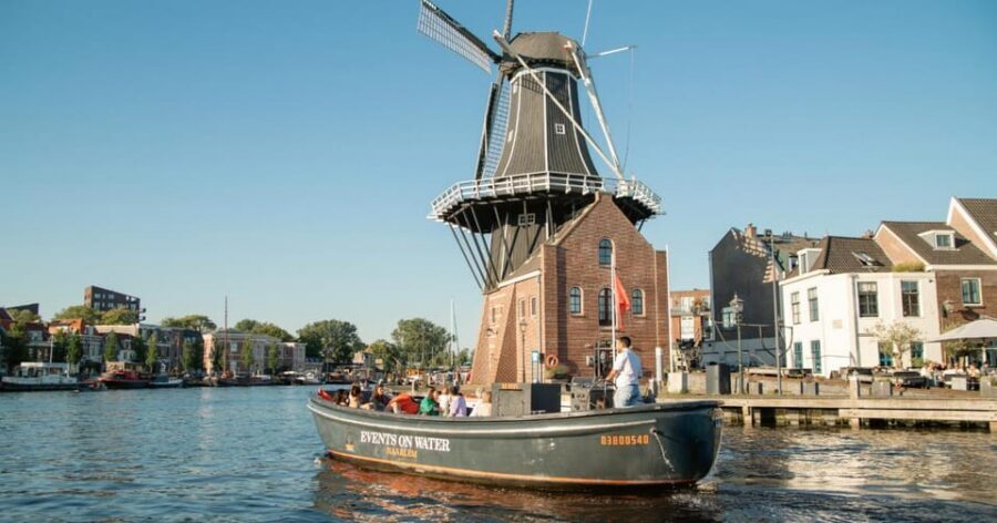 Haarlem: Sightseeing Boat Tour with Snacks and Drinks - Who Should Book This Haarlem Boat Tour (And Who Should Skip It)
